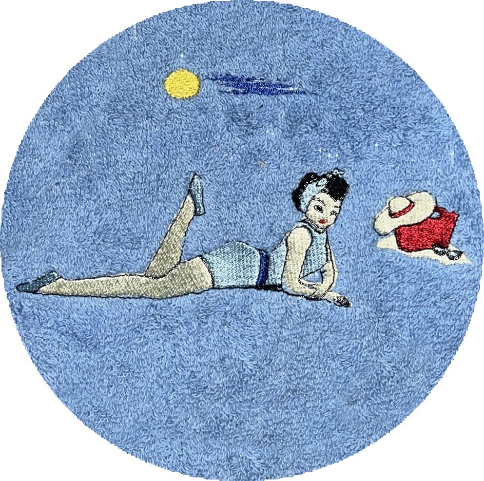 . BAIGNEUSE -089-