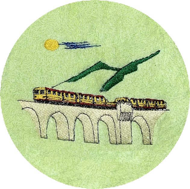 . TRAIN JAUNE -453-